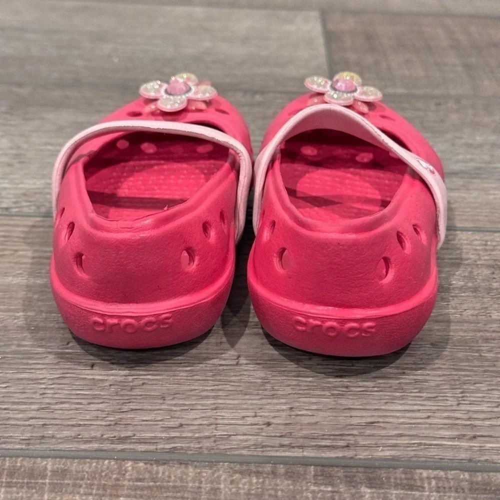 Crocs Toddler Girls Size 6 Mary Jane Shoes Pink Flowers Flats Slip on